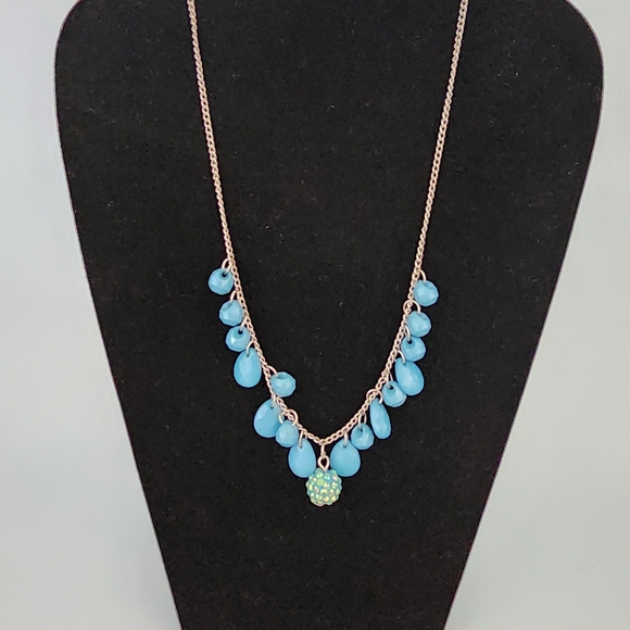 Elegant Blue Beaded Necklace - Picture 2 of 3